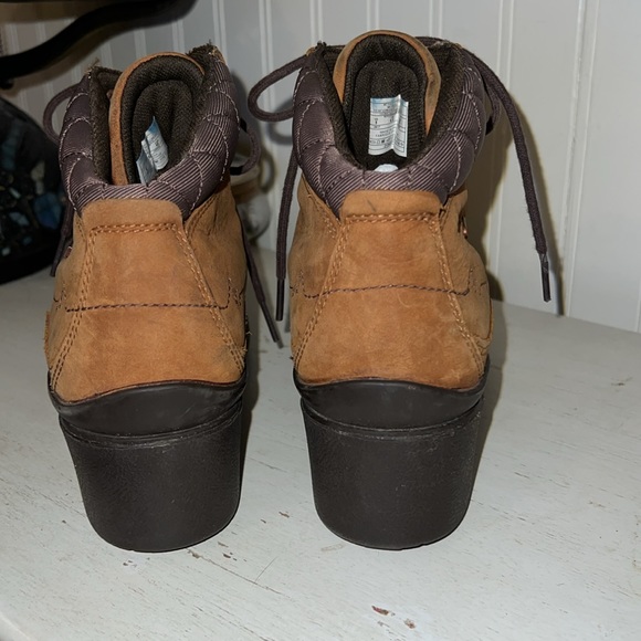 Merrell ladies Chateau Oak Heeled lace up select dry waterproof boots size 9 - Picture 3 of 9